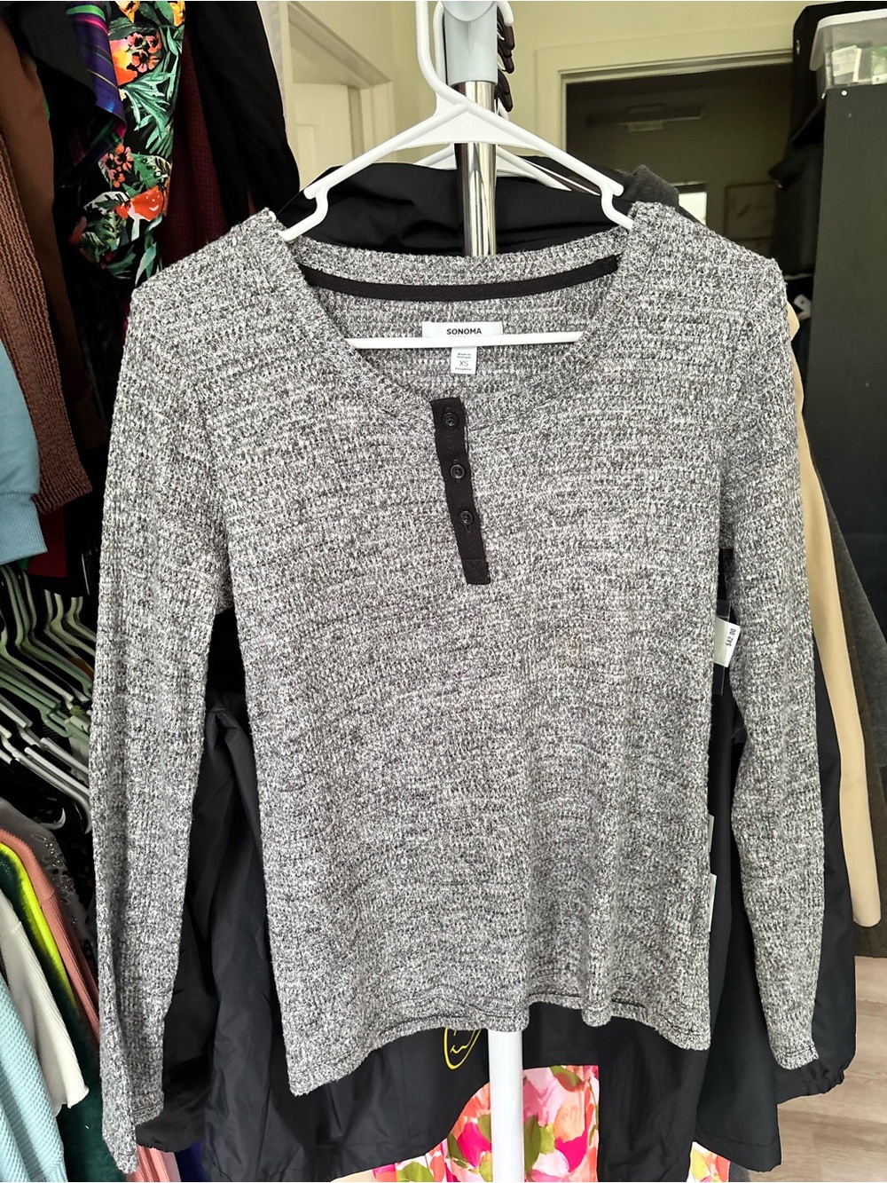 Sonoma Marled Gray Henley Long Sleeve Top